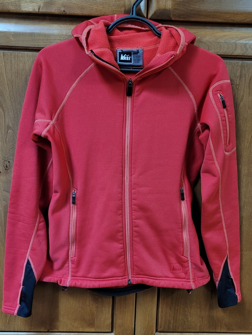 GUC | REI Women's Red Hooded Polartec Wind Pro Fleece Zip-Up Jacket